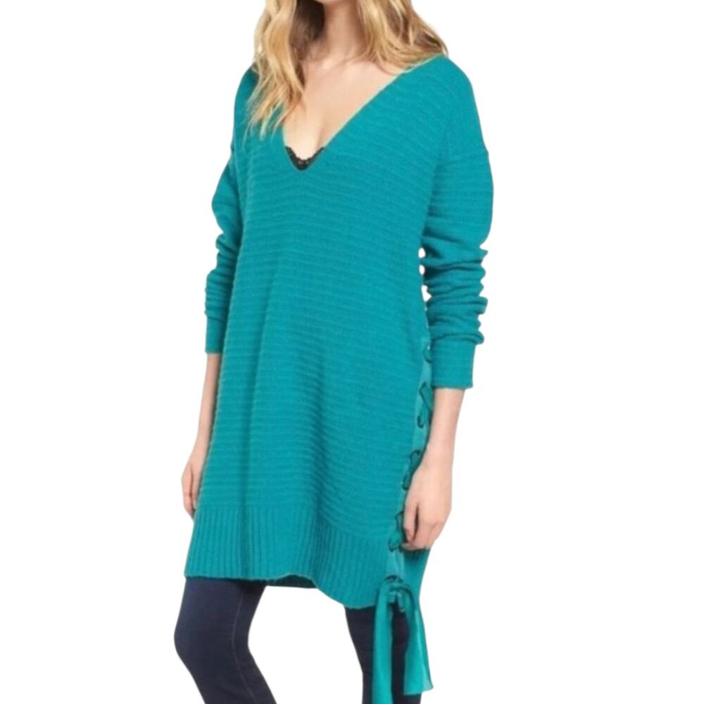 FREE PEOPLE Blue Heart It Laces Oversized‎ Women's Small Grungecore Prep Sweater